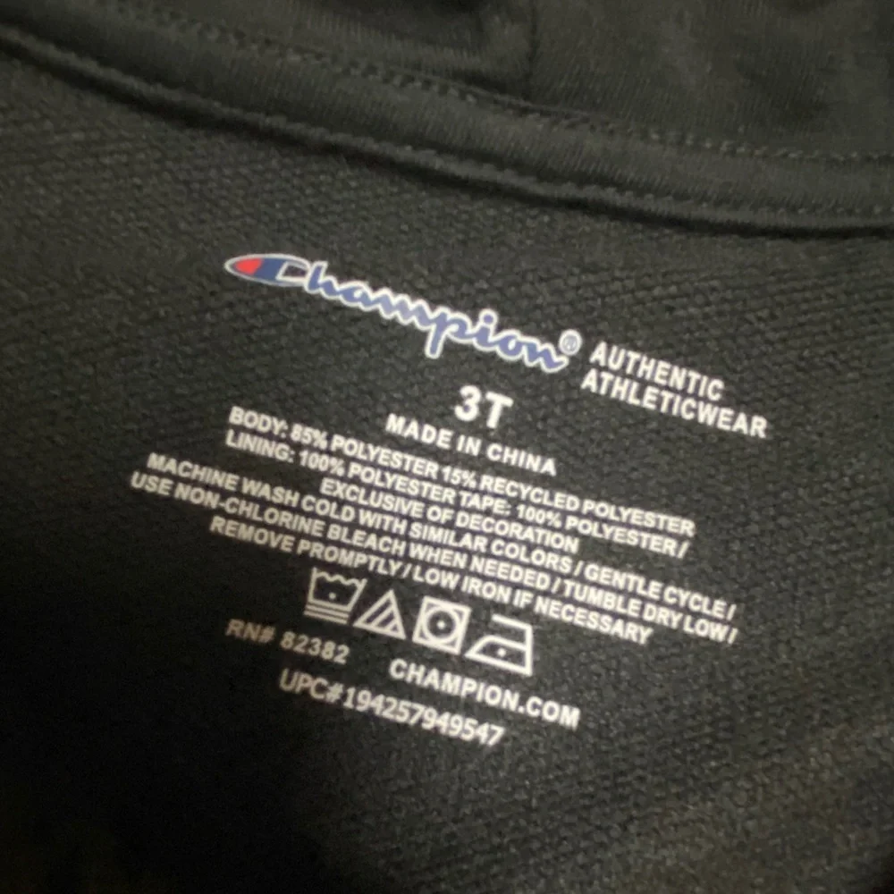 Champion boy’s size